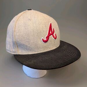 Atlanta Braves Hat Mens Large Medium  New Era 9 Fifty Strapback Baseball Gray